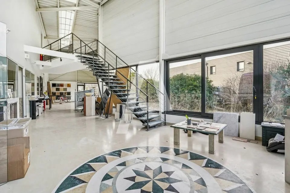 Flex in Choisy-le-Roi for lease Interior Photo- Image 1 of 6