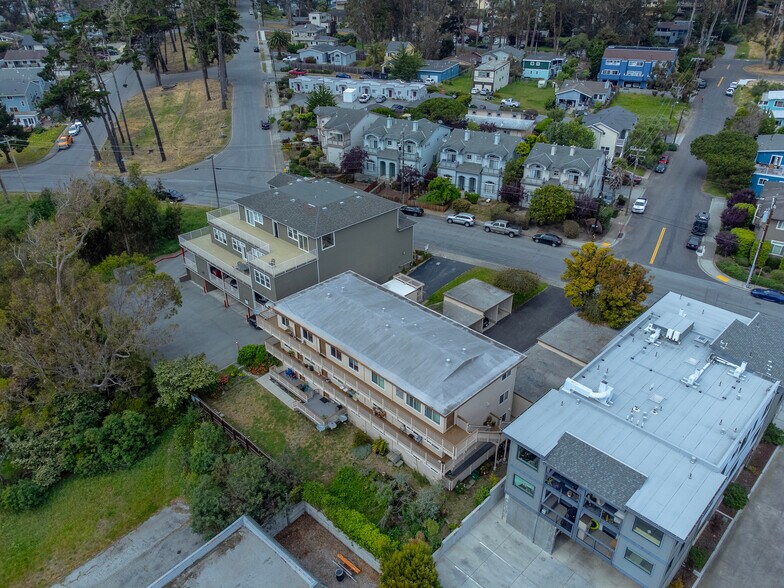 510 Avenue Alhambra, Half Moon Bay, CA à vendre - Photo du bâtiment - Image 3 de 64