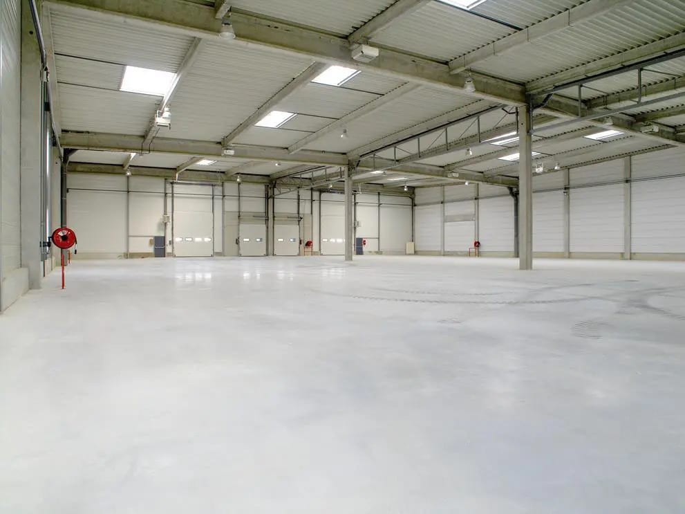 Industrial in Lieusaint for lease Building Photo- Image 1 of 7