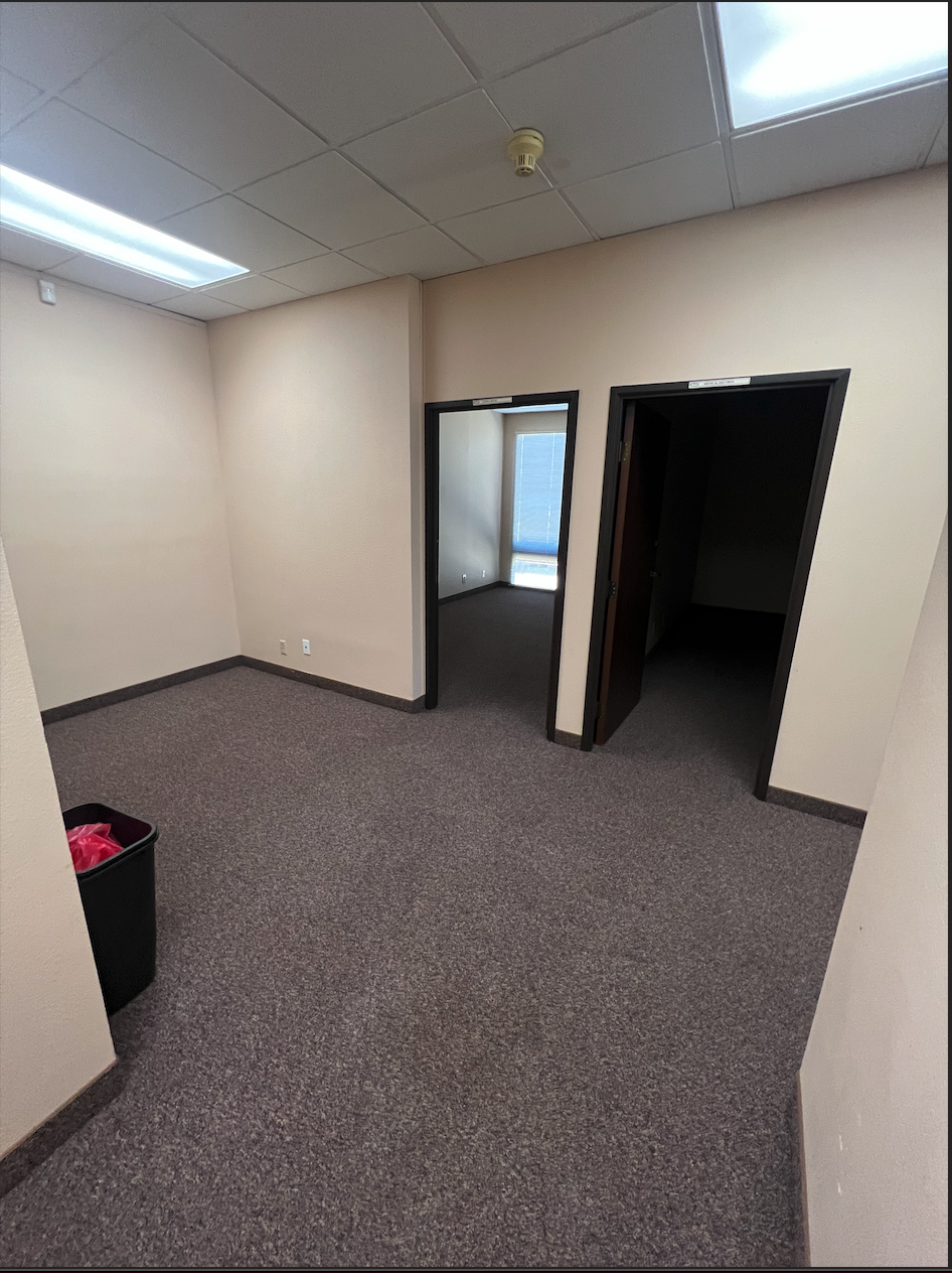 5775 E Los Angeles Ave, Simi Valley, CA for lease Interior Photo- Image 1 of 11