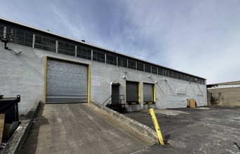 154 Morgan Ave, Brooklyn, NY for lease Building Photo- Image 2 of 5