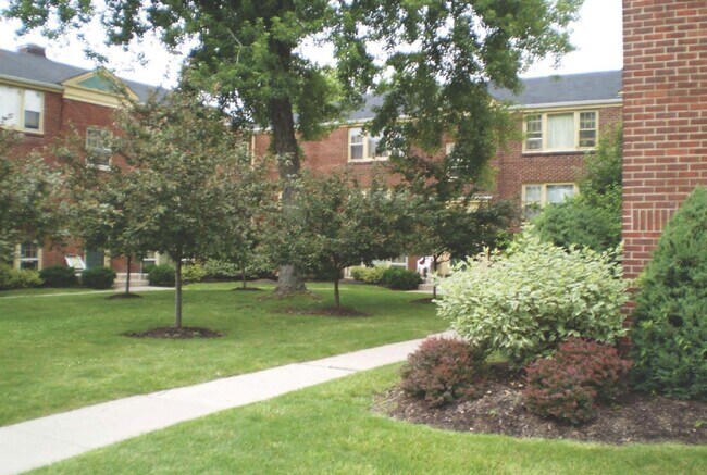 More details for 286 Highland Pky, Tonawanda, NY - Multifamily for Sale