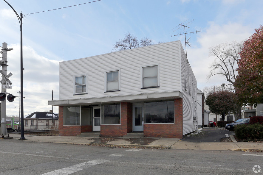 229 N Market St, East Palestine, OH for sale - Building Photo - Image 1 of 1