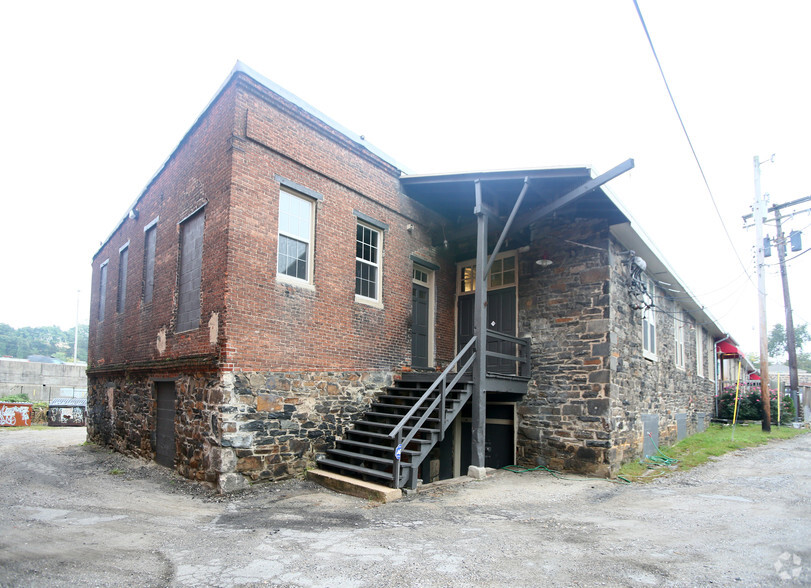 1750 Union Ave, Baltimore, MD à louer - Photo du bâtiment - Image 2 de 5