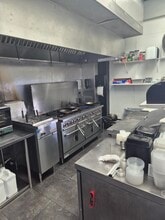 800-898 N Federal Hwy, Pompano Beach, FL for lease Interior Photo- Image 2 of 6