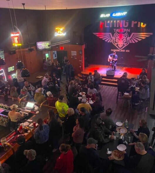 136 N 1st St, Fairborn, OH à vendre - Photo du bâtiment - Image 3 de 7