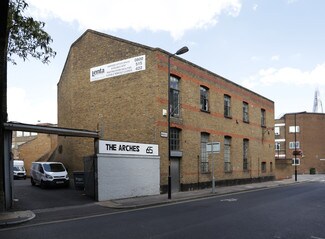 Plus de détails pour 65 Glasshill St, Londres - Coworking à louer