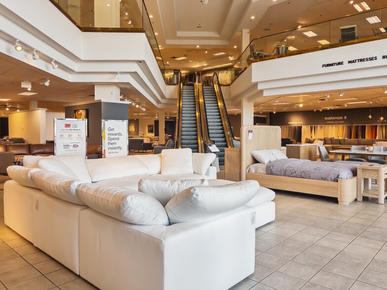 1767 S 48th St, Tacoma, WA for lease - Interior Photo - Image 3 of 12