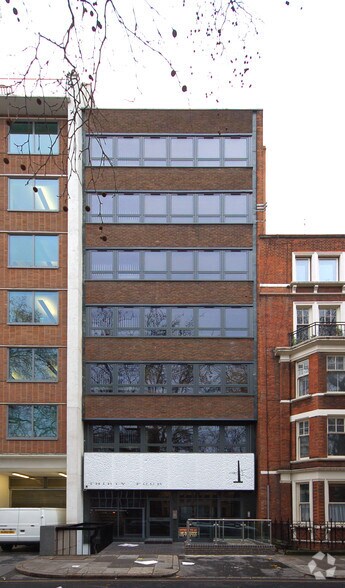 34 Red Lion Sq, Londres à louer - Photo principale - Image 2 de 3
