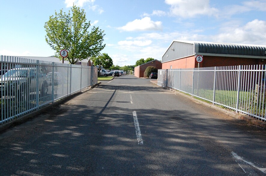 Hanley Rd, Hanley Swan à louer - Photo du bâtiment - Image 2 de 3