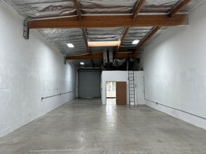 15703 Condon Ave, Lawndale, CA for lease Interior Photo- Image 1 of 4