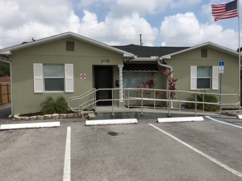 3135 16th St N, Saint Petersburg, FL à vendre Photo principale- Image 1 de 5