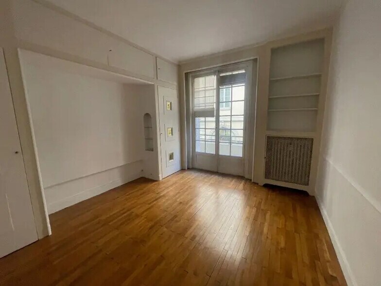 4 Rue Emile Zola, Lyon for lease - Building Photo - Image 2 of 5