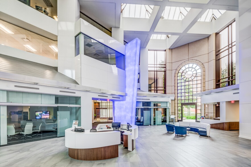 112 E Pecan St, San Antonio, TX à louer - Photo intérieure - Image 3 de 14