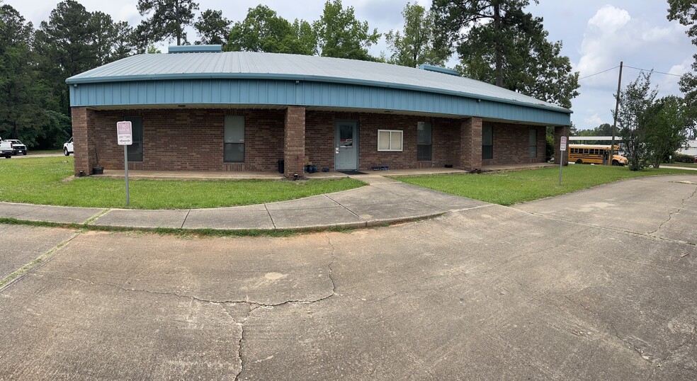 106 W Old 6 Hwy, Natchitoches, LA à vendre - Photo du bâtiment - Image 1 de 1