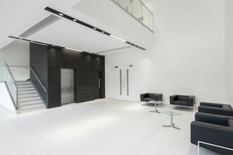 Crockford Ln, Chineham for lease Interior Photo- Image 2 of 5