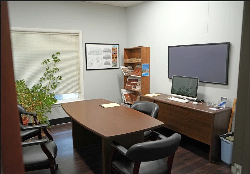 500 Northgate Park Dr, Winston-Salem, NC for lease Interior Photo- Image 1 of 2