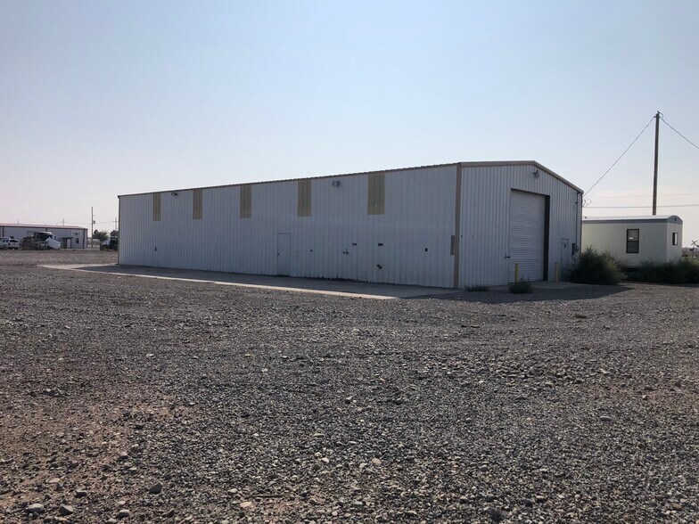 2920 TX-17, Pecos, TX à louer - Photo du bâtiment - Image 2 de 9