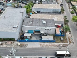 5751 Dawson St, Hollywood, FL for lease Interior Photo- Image 2 of 26