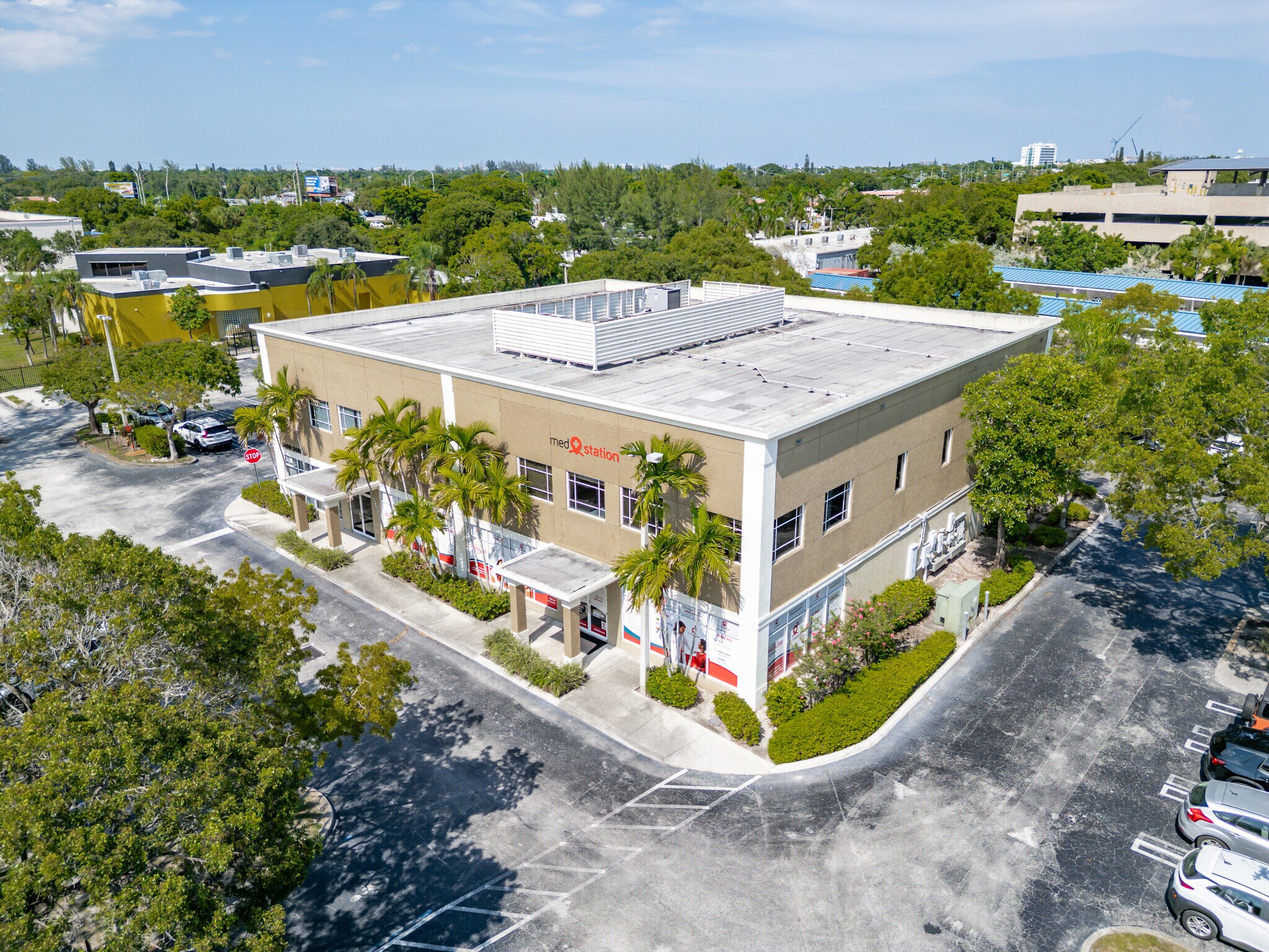 3400 N Andrews Avenue Ext, Pompano Beach, FL à vendre Photo du bâtiment- Image 1 de 6