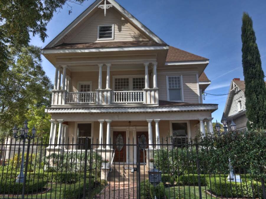 2918 Bagby, Houston, TX à louer Photo principale- Image 1 de 7