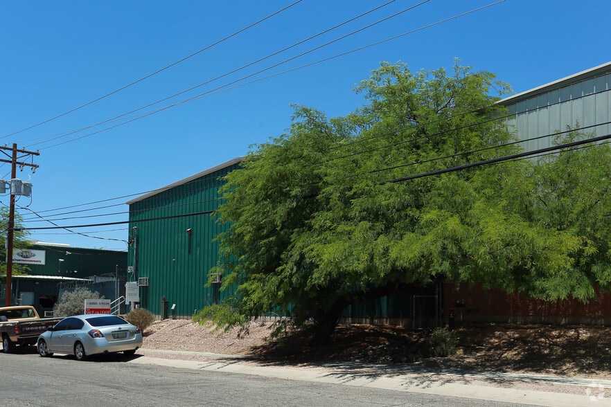576 W Ventura St, Tucson, AZ for sale - Building Photo - Image 2 of 12