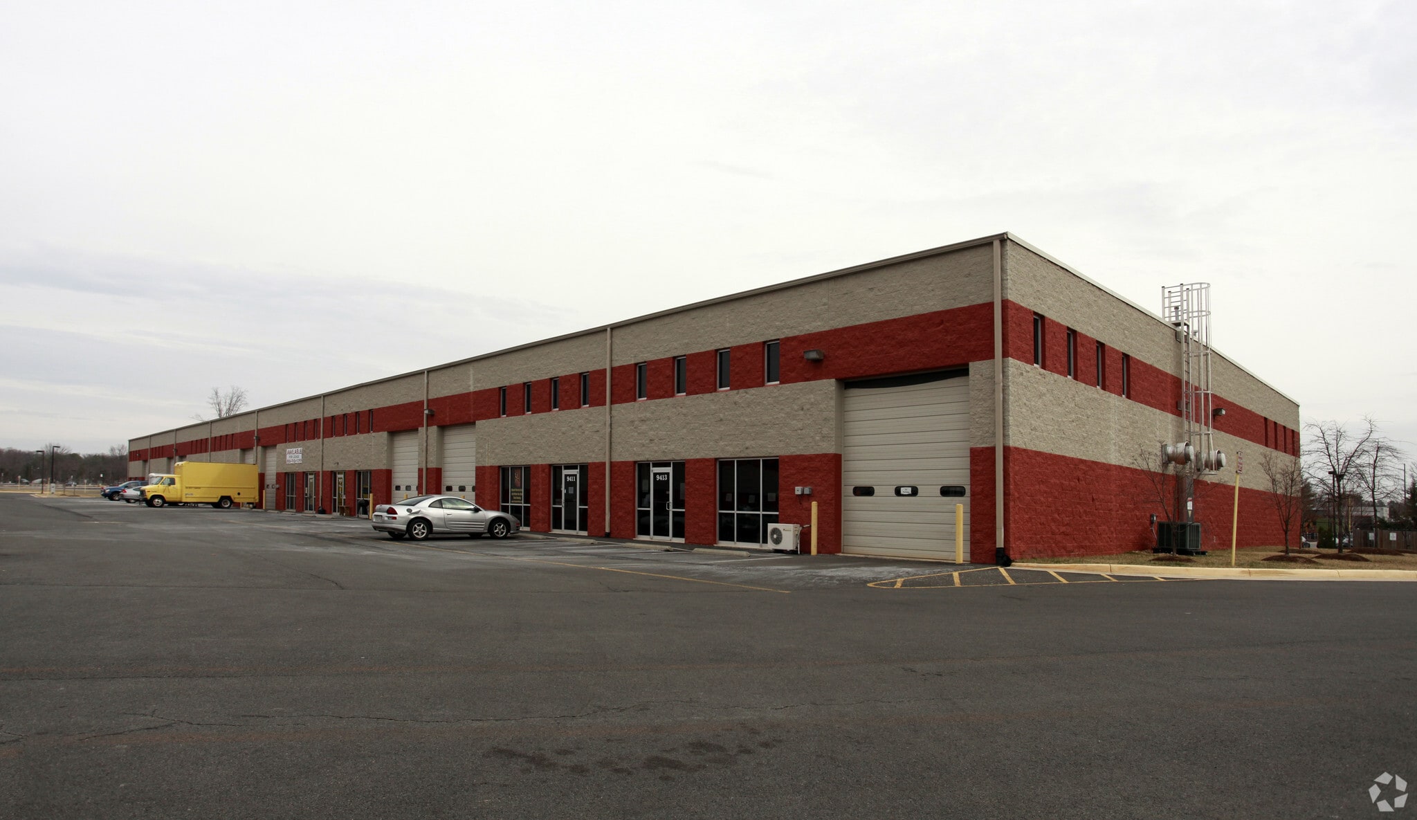9400-9414 Center Point Ln, Manassas, VA for lease Primary Photo- Image 1 of 7