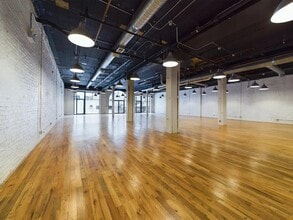 27 E Illinois St, Chicago, IL for lease Interior Photo- Image 2 of 4
