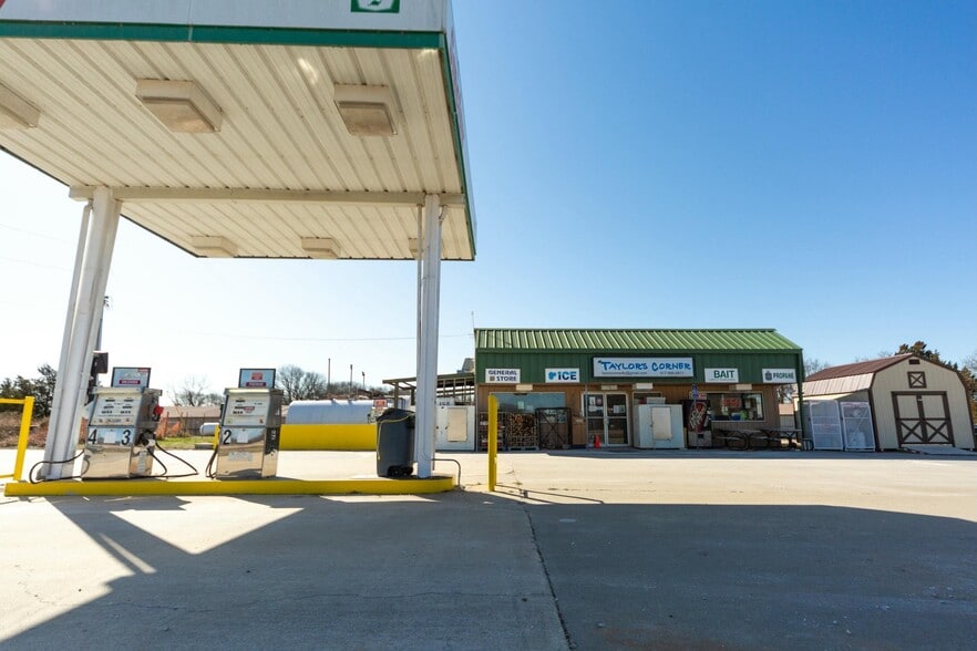 784 E State Highway 215, Dadeville, MO à vendre - Photo du bâtiment - Image 1 de 52