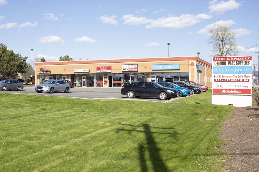 15701 E Sprague Ave, Spokane Valley, WA à louer - Photo du bâtiment - Image 3 de 4