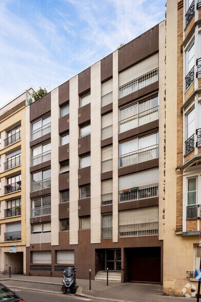 40 Rue Sébastien Mercier, Paris for lease - Primary Photo - Image 1 of 2
