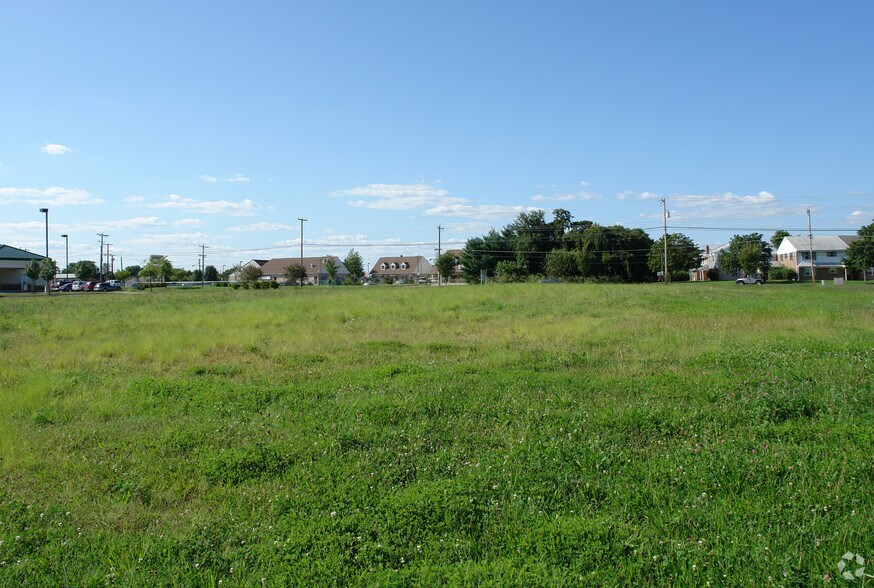 404 E Main St, Middletown, DE à louer - Photo du bâtiment - Image 1 de 5