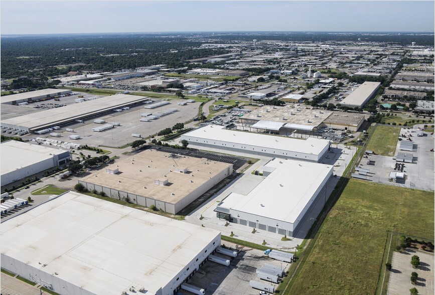 1619 Kings Rd, Garland, TX for lease - Building Photo - Image 3 of 9