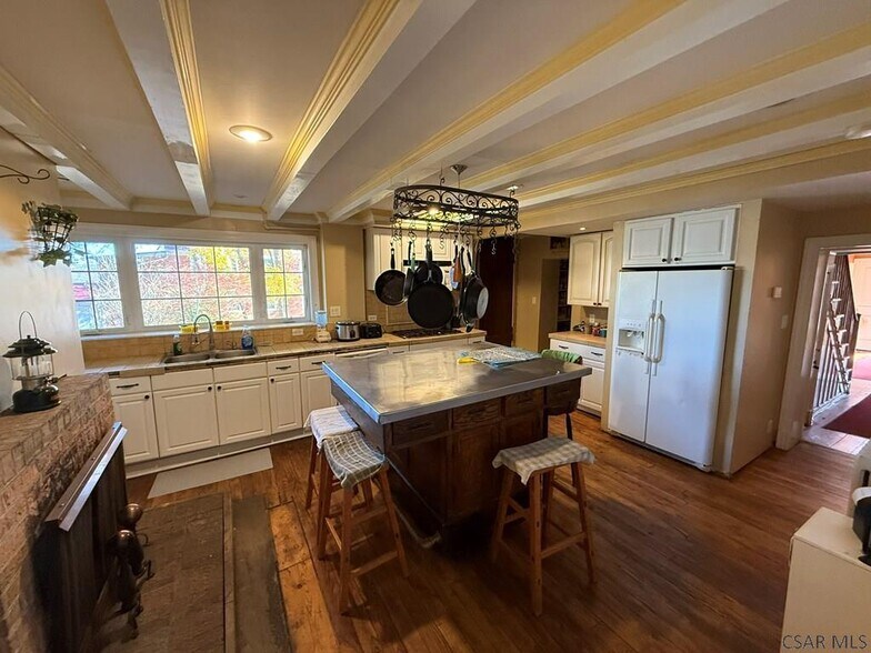 3789 Pitt St, Schellsburg, PA à vendre - Photo intérieure - Image 2 de 8