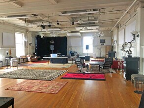 918 SW Yamhill St, Portland, OR à vendre Photo intérieure- Image 2 de 6