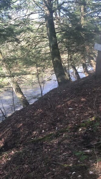 144 Ashocon Way, Hartwick, NY à vendre - Vidéo sur l’inscription commerciale - Image 3 de 46