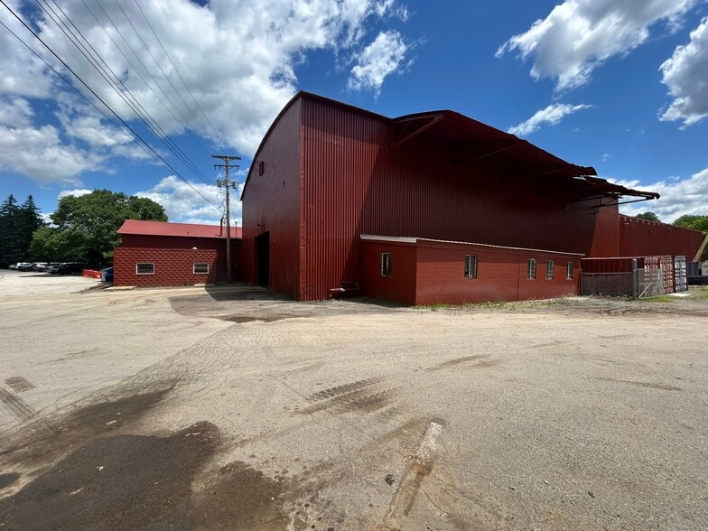 1920 Lincoln Rd, Pittsburgh, PA for lease - Building Photo - Image 3 of 11