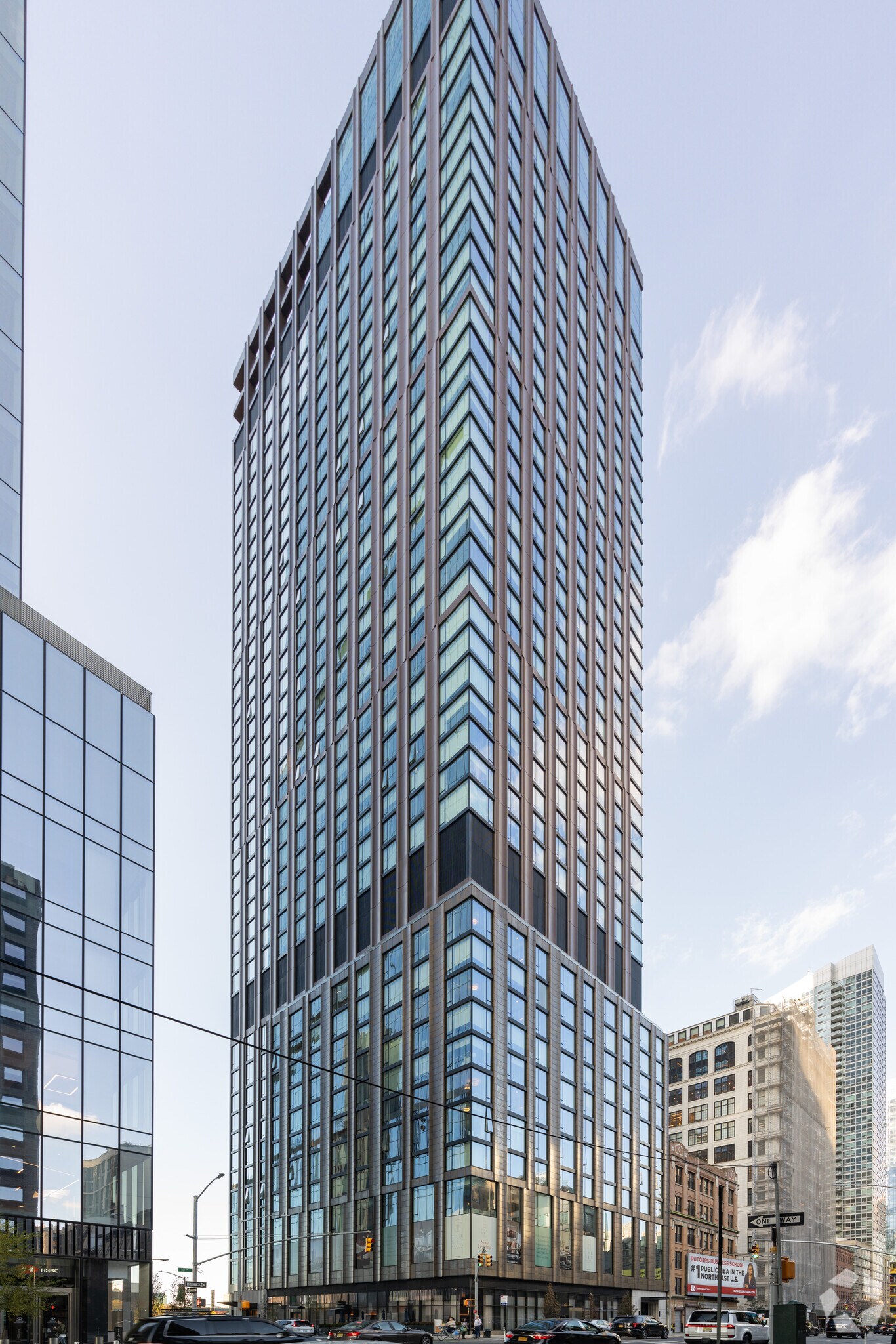 455 10th Ave, New York, NY for lease Primary Photo- Image 1 of 8