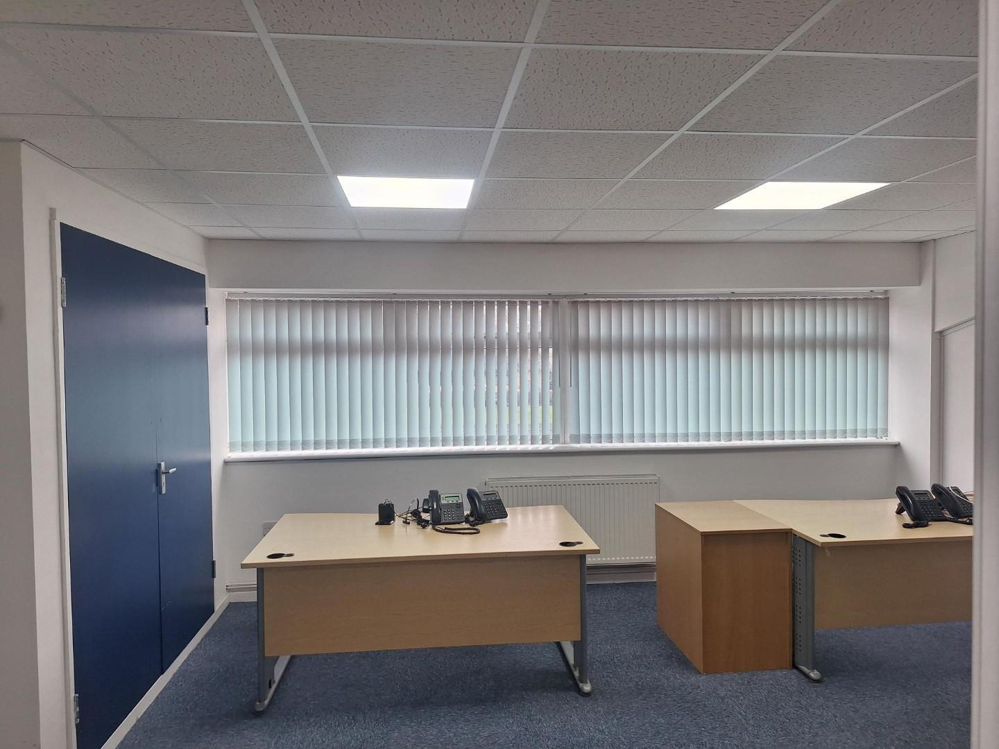 33 Bellingham Dr, Newcastle Upon Tyne for lease Interior Photo- Image 1 of 8