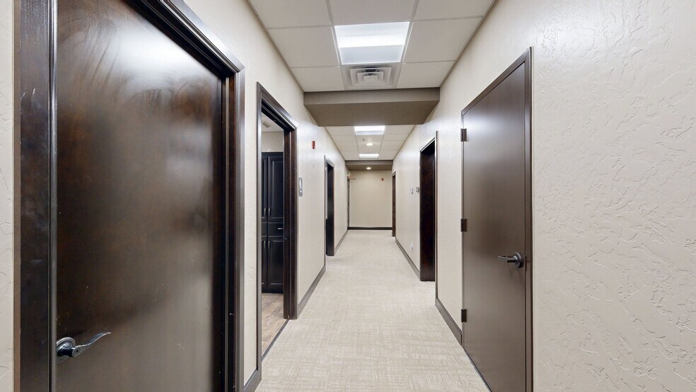 3151 W Tecumseh Rd, Norman, OK à louer - Numérisation 3D de Matterport - Image 2 de 9