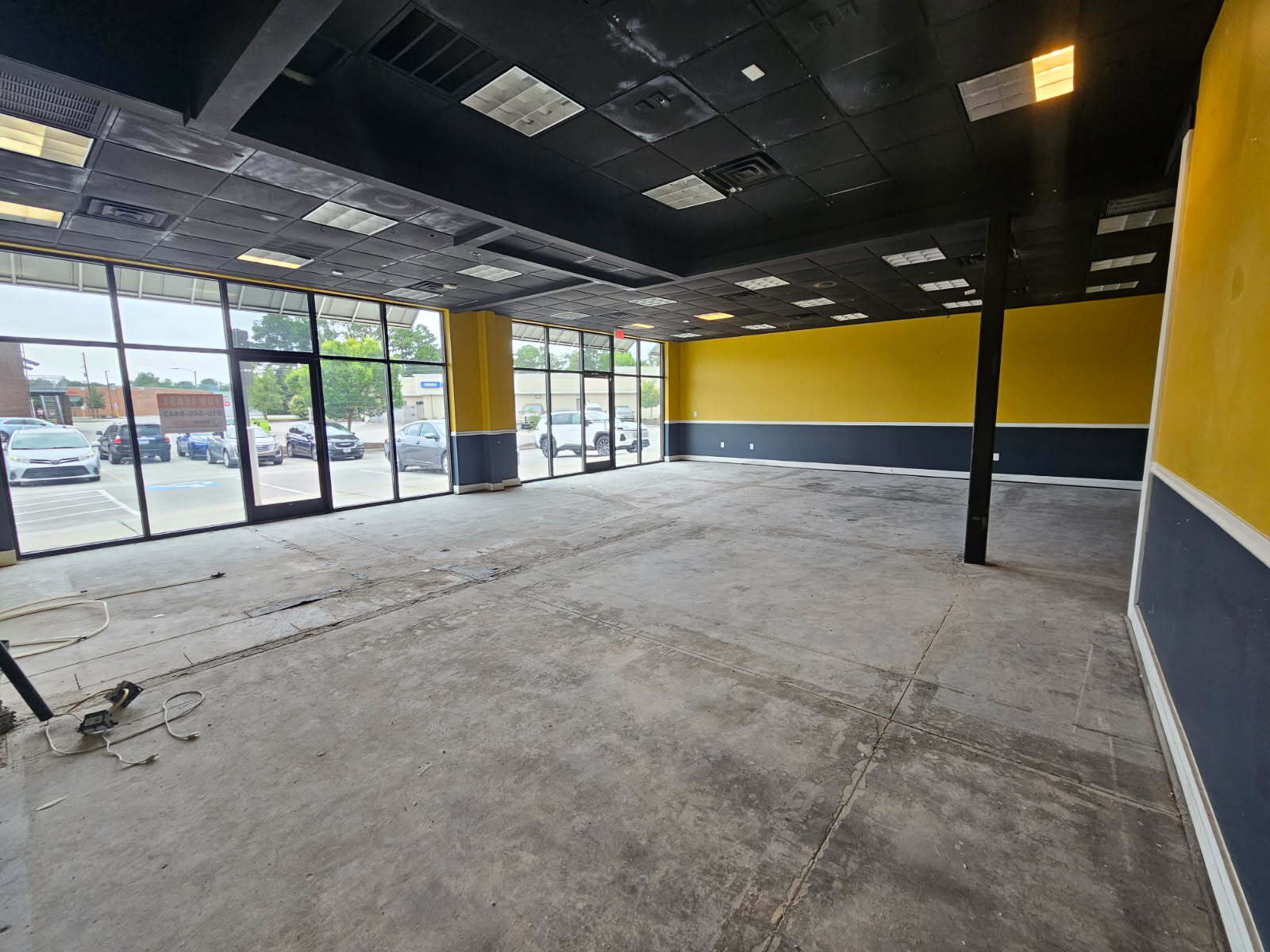 409 Western Blvd, Jacksonville, NC for lease Interior Photo- Image 1 of 2