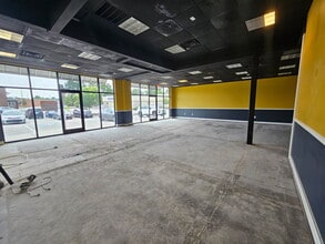 409 Western Blvd, Jacksonville, NC for lease Interior Photo- Image 1 of 2