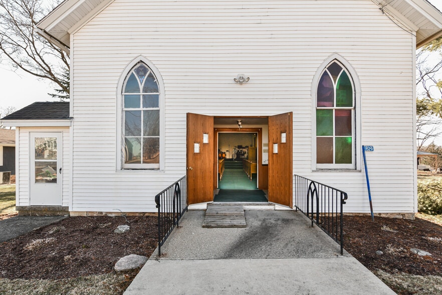 1529 Church -1, Lyons, WI for sale - Building Photo - Image 3 of 30