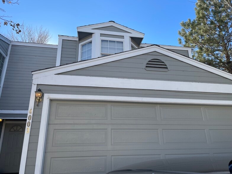 4003 Village Dr, Carson City, NV for sale - Building Photo - Image 1 of 11