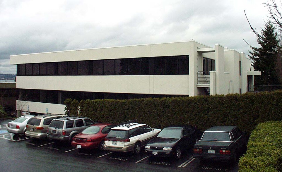 5555 Lakeview Dr, Kirkland, WA for lease - Other - Image 2 of 6