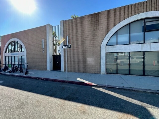 More details for 21-35 Market St, Venice, CA - Office for Lease