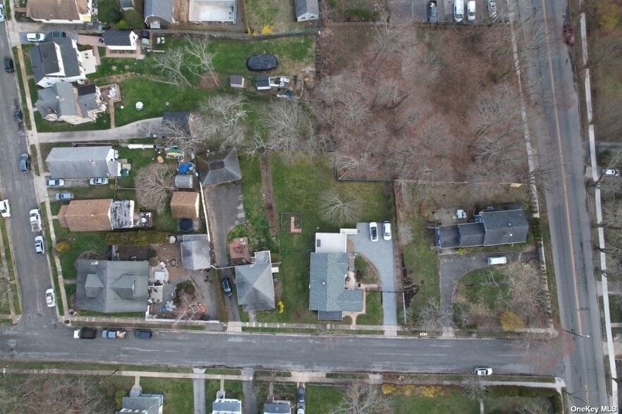 450 Main St, Greenport, NY for sale - Aerial - Image 3 of 4