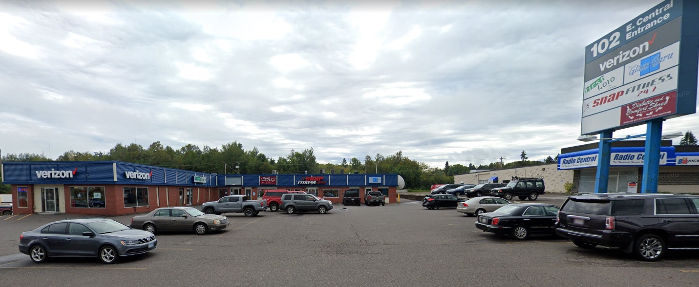 102 Central Entrance E, Duluth, MN for lease Building Photo- Image 1 of 7