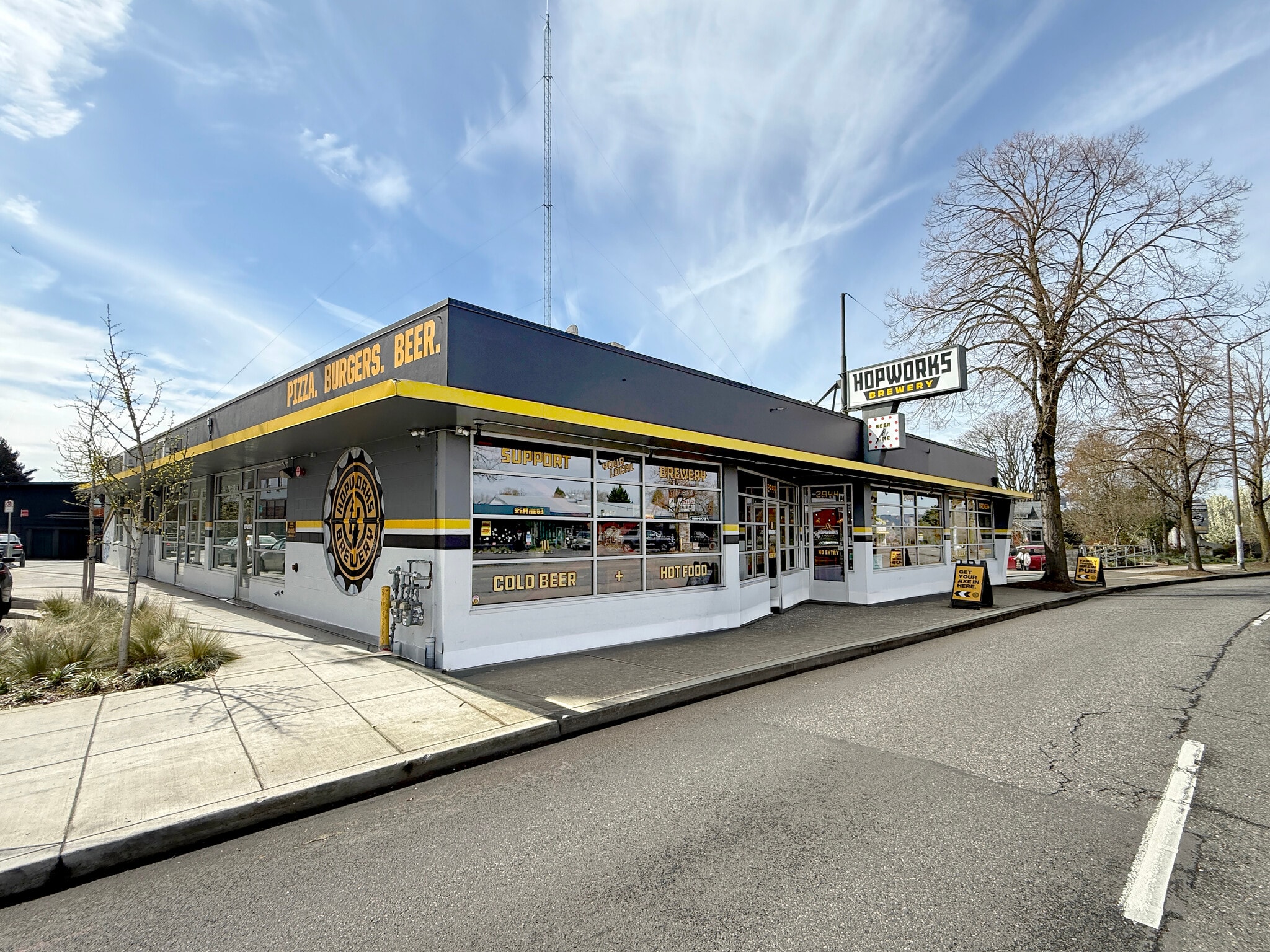 2944 SE Powell Blvd, Portland, OR for lease Building Photo- Image 1 of 11