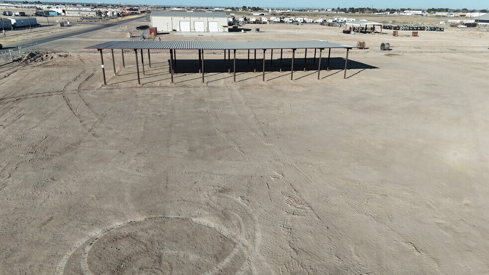 2086 Oil Mill Rd, Pecos, TX à louer - Photo du bâtiment - Image 2 de 32